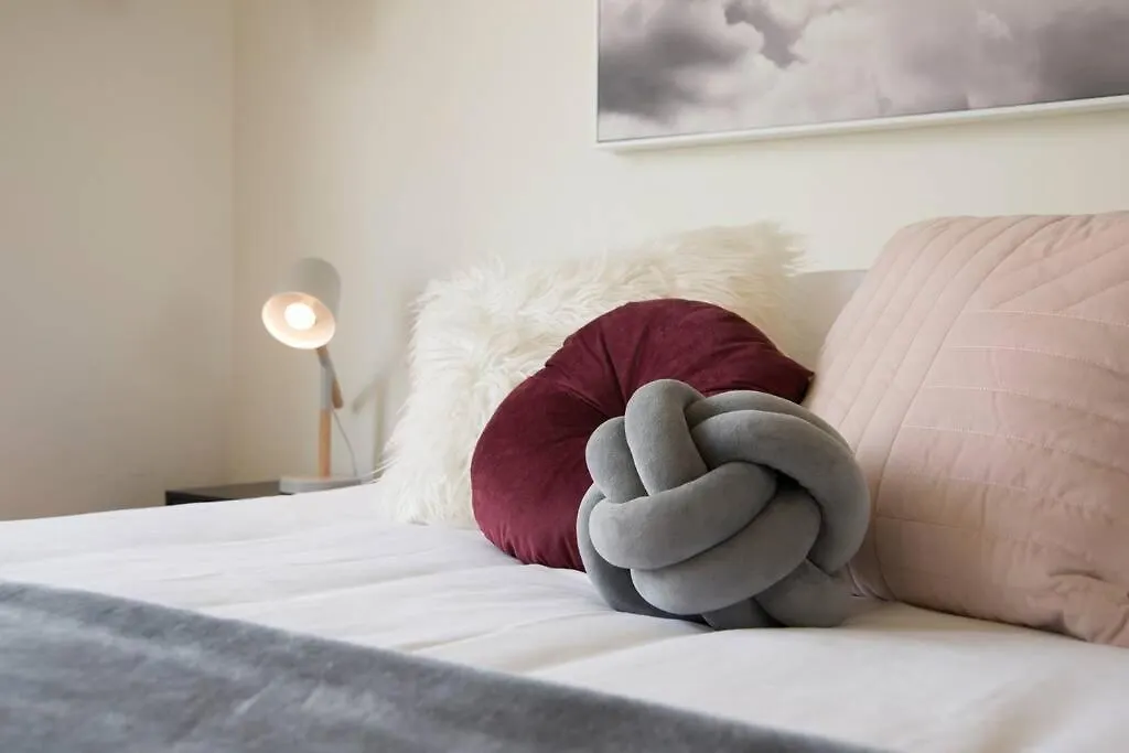 Best Location In Hobart! Luxury 4 Bedroom With Stunning Views 0*, Hobart