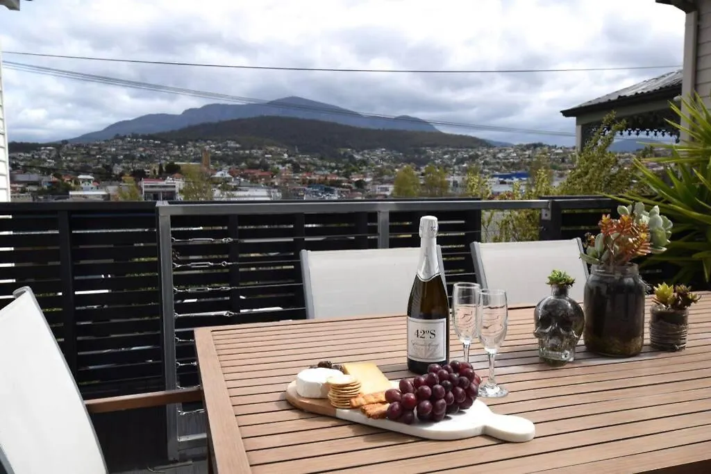 Holiday home Best Location In Hobart! Luxury 4 Bedroom With Stunning Views Australia