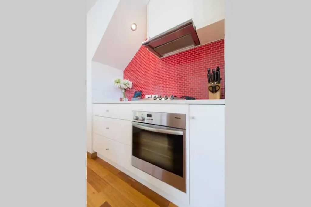 Holiday home Best Location In Hobart! Luxury 4 Bedroom With Stunning Views Australia