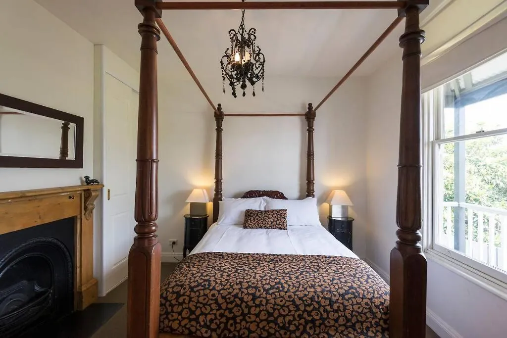 Best Location In Hobart! Luxury 4 Bedroom With Stunning Views 0*, 霍巴特 澳大利亚